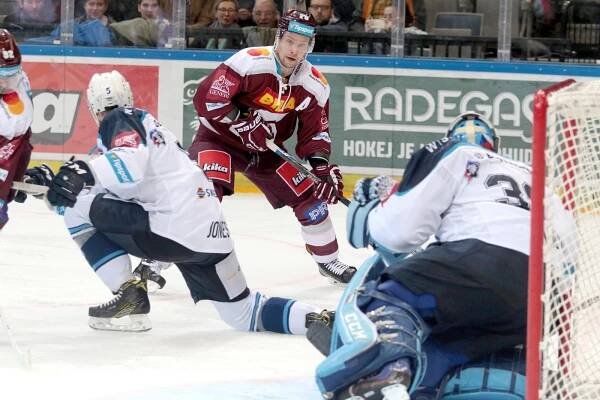 HC Sparta Praha » Spartu čeká další duel, v pátek jede do Plzně