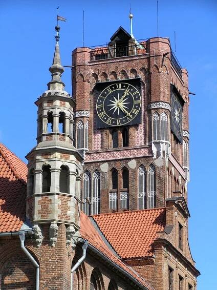 Soubor:Torun Ratusz Staromiejski 02.jpg – Wikipedie