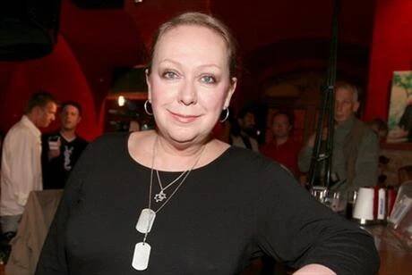 Gabriela Osvaldová má zadní vrátka – malování
