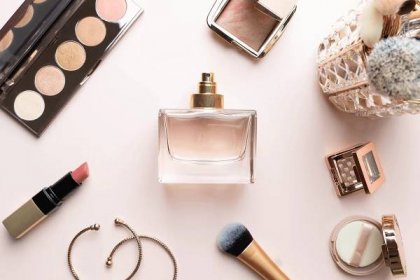Chemistry of Cosmetics: 20 Chemicals in Personal Care Products - Chemical Safety Facts