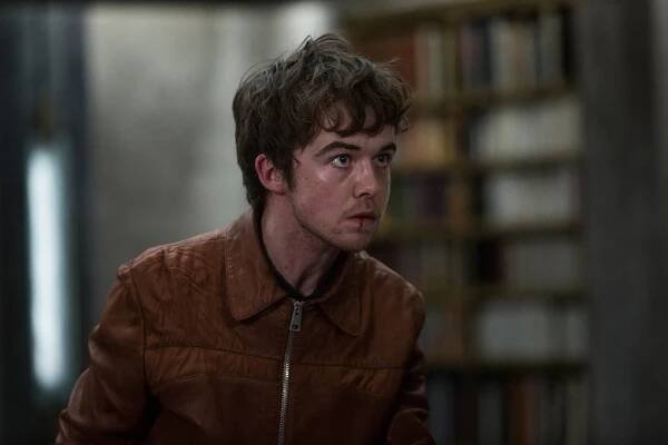 Překladatelé - Z filmu - Alex Lawther