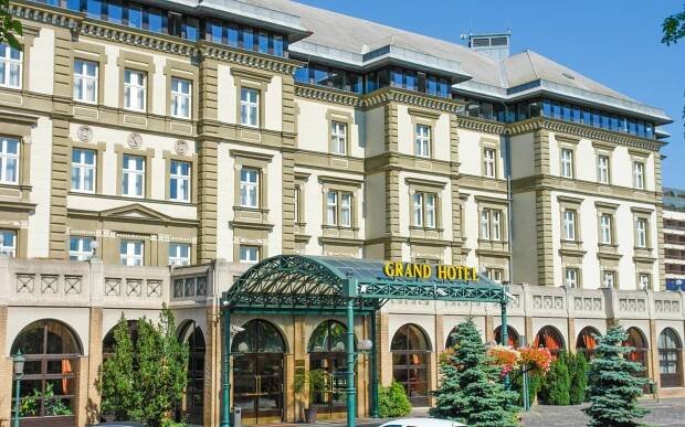 Budapešť v Ensana Grand Margaret Island Health Spa Hotelu **** s termálním wellness a polopenzí + fitness
