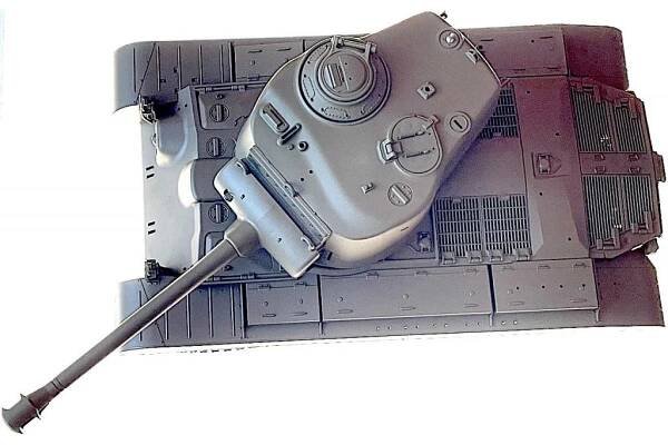 RC TANK U.S. M26 PERSHING 1:16, BBS, kouř. a zvuk. efekty, armádní zelená
