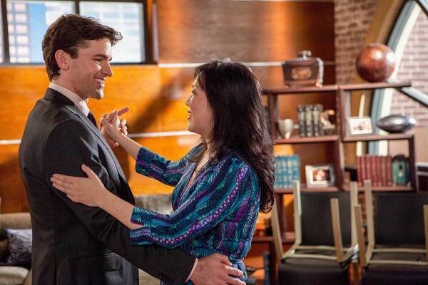 V těle boubelky - The Wedding - Z filmu - Jackson Hurst, Margaret Cho
