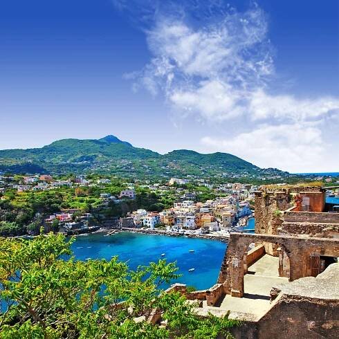 7 dôvodov, prečo ísť dovolenkovať na zázračný ostrov Ischia