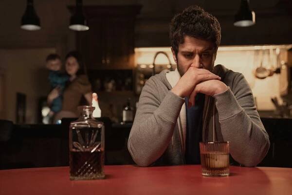 Servant star Toby Kebbell breaks down that horrific kitchen disaster