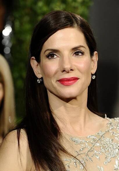I v padesáti válí: Nejkrásnější ženou světa je Sandra Bullock!