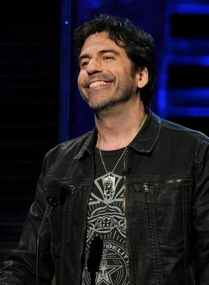 Greg Giraldo, Insult-Humor Comedian, Dies - The New York Times