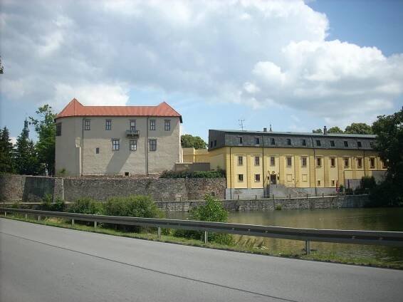 Soubor:Polna hrad zamek.JPG