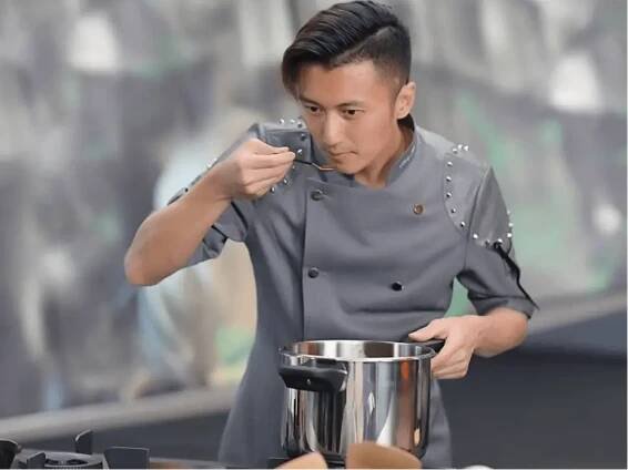 nicholas tse sausage business success
