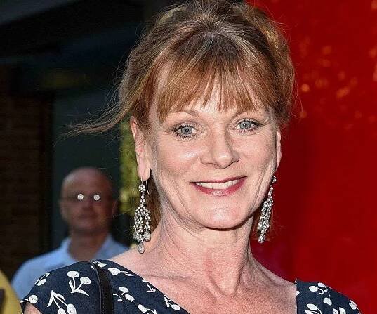 Samantha Bond Biography - Facts, Childhood, Family Life & Achievements