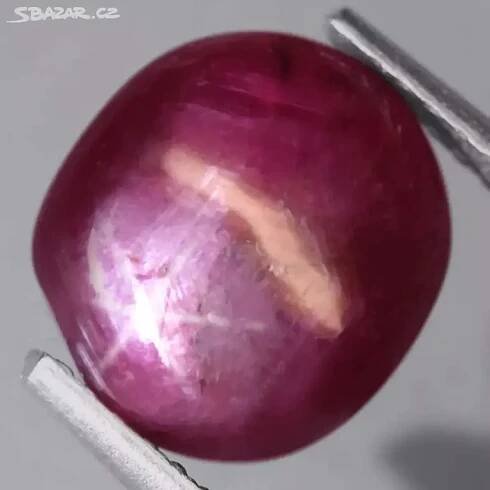 Přírodní asterický rubín (hvězda) 3,64 ct - Brno-město - Bazar