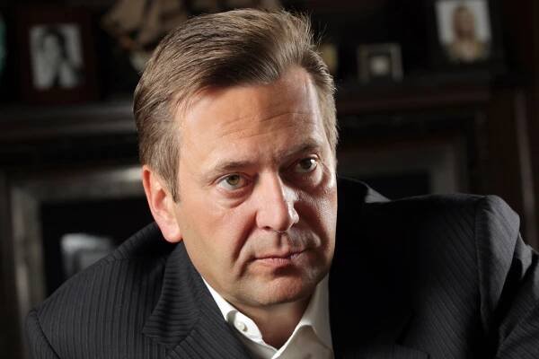 Vrba musí říct sám, co má za problémy. Nebudu to dělat za něj, řekl miliardář v čele Líšně