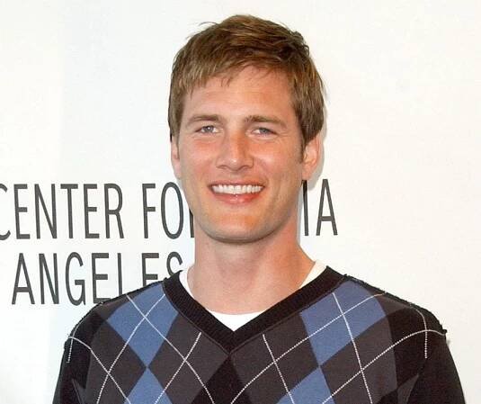 Ryan McPartlin Biography - Facts, Childhood, Family Life & Achievements