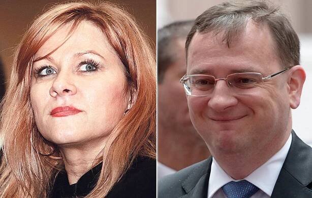 Poslancům osekali nahrávky mezi Nečasem a Nagyovou: Vymazali sex!