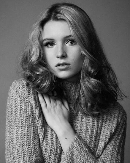 BEAUTY — TOMMY MAKEUP ARTIST