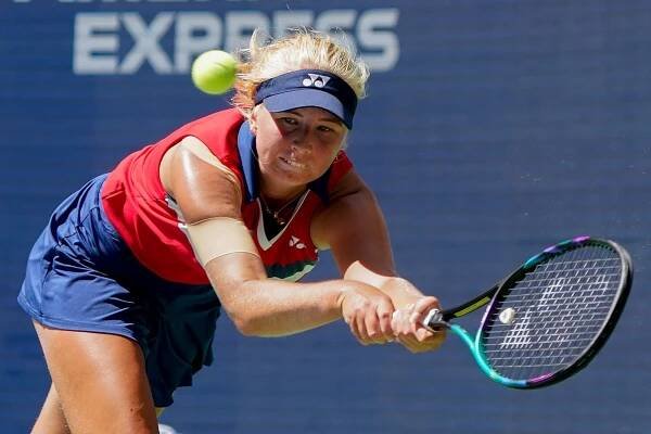 Tínedžerka vyradila olympijskú medailistku. Zahrá si proti víťazke grandslamu