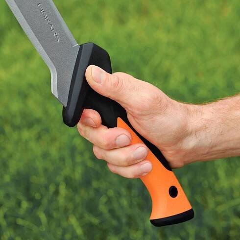 FISKARS SOLID Mačeta zahradní ocelová krčmářka na větve trávy stromy za 1554.00CZK - Allegro