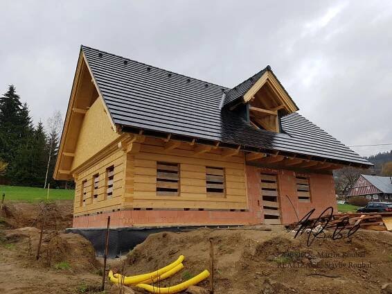 Roubenka Sklenařice 2016