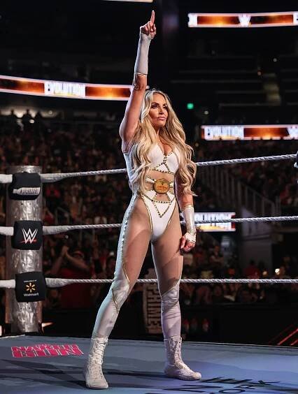 Trish Stratus