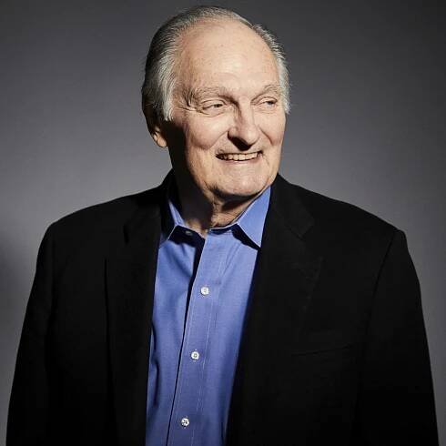 In ‘Marriage Story,’ Alan Alda Lets His Parkinson’s Show