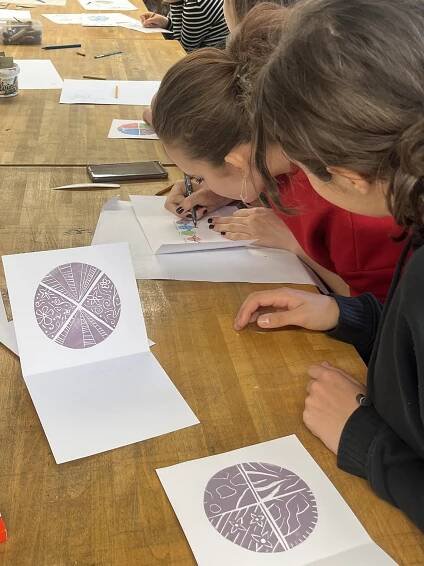 Workshopy pro ZŠ a ZUŠ – Grafika / kresba tabletem / nažehlování | Střední Umělecká Škola v Ostravě