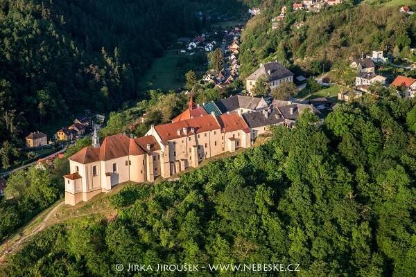 HRADY A ZÁMKY | Letecké fotografie / Aerial Photography Jirka Jiroušek 