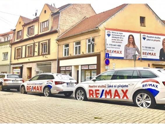 realitní kancelář RE/MAX Synergy, Wolkerova 77