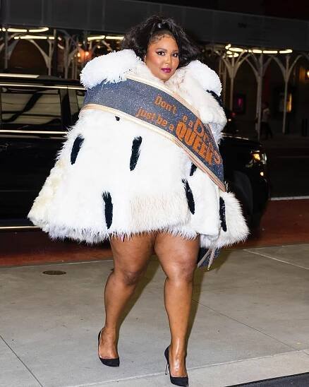 Paris Hiltonová, Sydney Sweeneyová a Lizzo... Hvězdné kovbojky na festivalu!