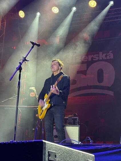 Natřískáno! Liberec zažil hudební extázi, Chinaski i Lenny na náměstí zaválely