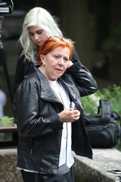 Pohřeb Jany Šulcové (†76), hvězdy komedie století S tebou mě baví svět
