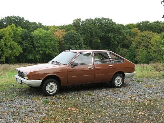 Populární Simca 1307 GLS stála desítky tisíc bonů. Dodnes nabízí příjemné svezení
