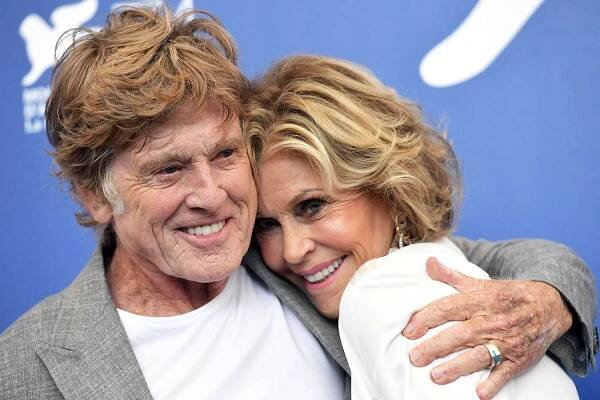 US actors Jane Fonda and Robert Redford attend a photocall during the 74th Venice Film Festival on September 1, 2017 at Venice Lido