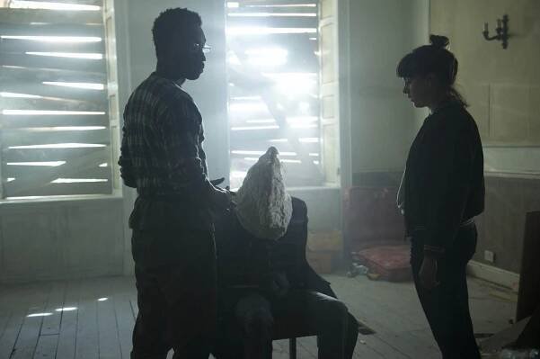 Utopia - Episode 5 - Z filmu - Nathan Stewart-Jarrett, Alexandra Roach