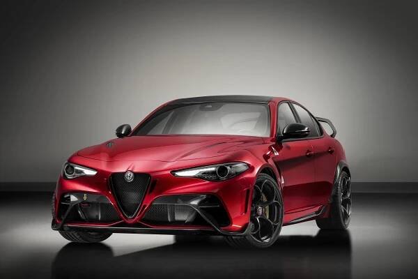 Alfa Romeo Giulia GTAm zvítězila ve čtenářské anketě magazínu AUTO BILD SPORTSCARS