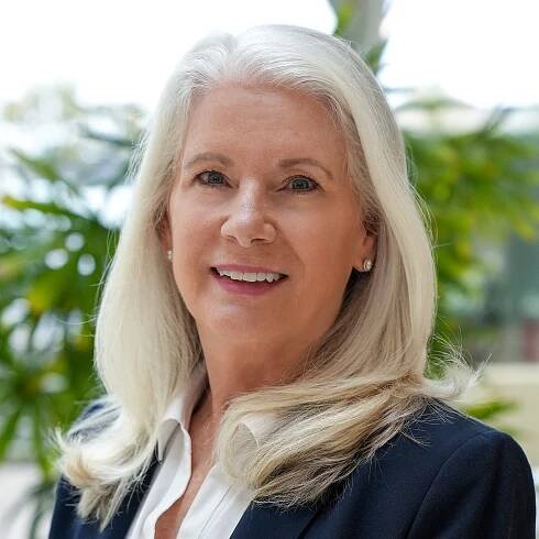 Headshot photo of Anne Anderson