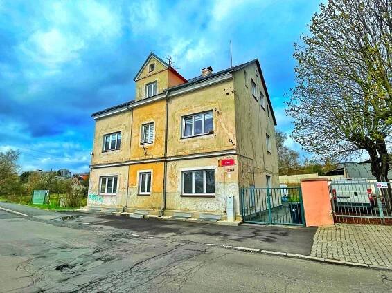 Prodej bytu 2+1, Karlovy Vary, U Trati - Auctionreality.cz - realitní kancelář Klatovy