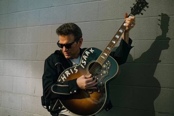 CHRIS ISAAK