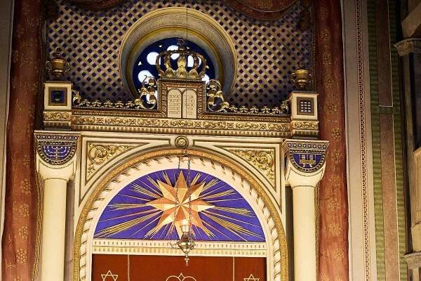 Ve Staré synagoze v Plzni uctili památku transportovaných židovských obyvatel