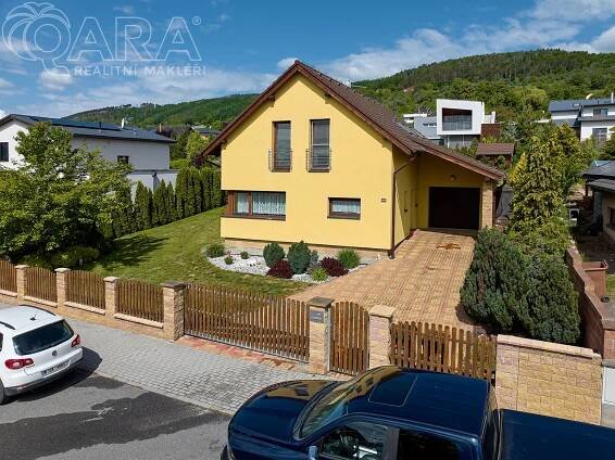 Prodej RD s bazénem v centru Berouna | Reality.iDNES.cz 