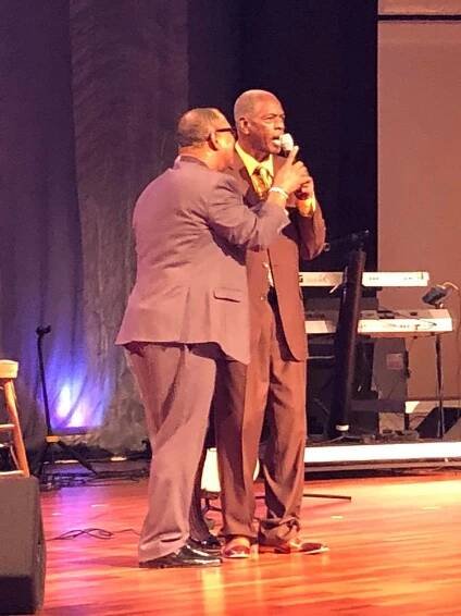 Lee and Melvin Williams sing "Cooling Water"