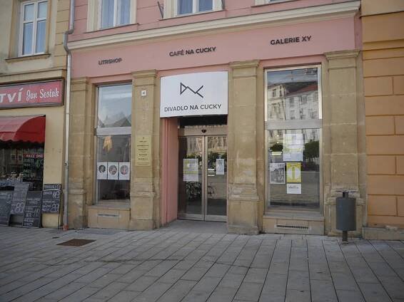 Divadlo na cucky - OLOMOUC.CZ