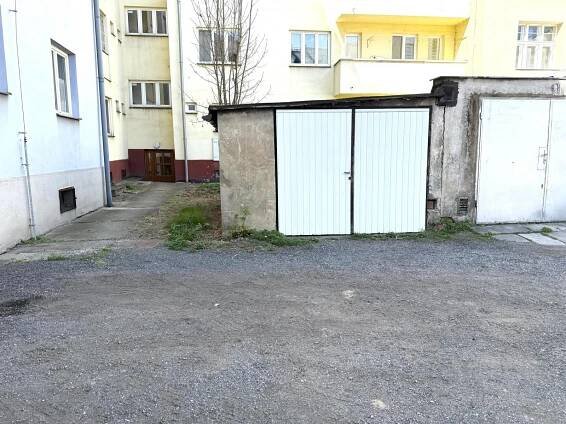 dlouhodobý pronájem garáže 20m2 , obrázek č. 1