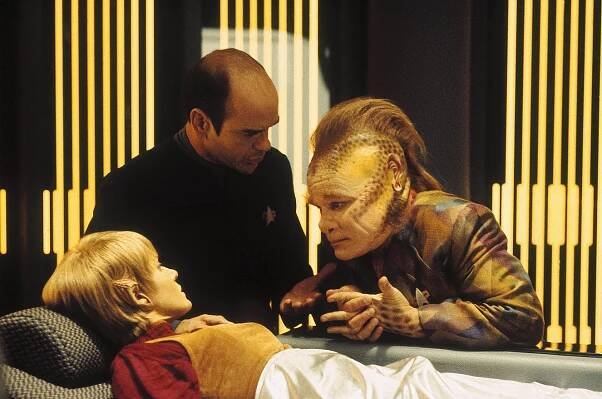 Ethan Phillips