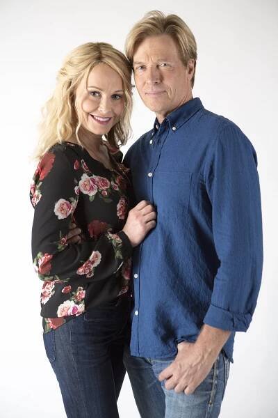 Josie Bissett, Jack Wagner - Svatební pochod - Promo