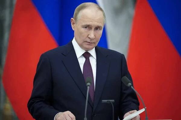 Ruský prezident Vladimir Putin tento týden jednal v Moskvě s maďarským premiérem Orbánem o možnostech urovnání války na Ukrajině