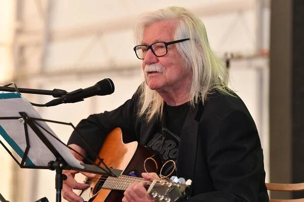 PODÍVEJTE SE: Králodvorské kulturní léto odstartovalo Zámeckým minifestivalem