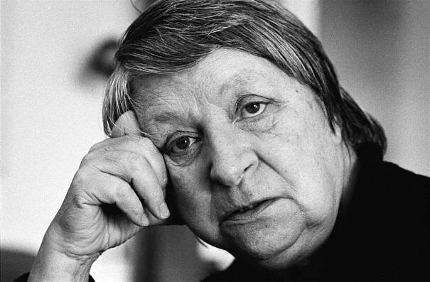 Veřejnost se rozloučila s výjimečnou ženou, historičkou umění Annou Fárovou