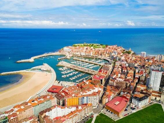 Gijón, Španělsko, Atlantský oceán, Nejlepší destinace pro plavbu lodí, Plavby lodí po celém světě | PT Tours