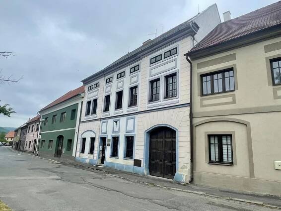 Kravaře - obecní úřad foto 3